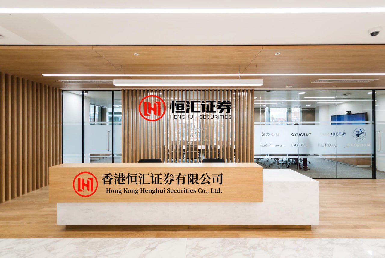 信汇网 演员许鹏回应回乡卖菜: 并不是无戏可拍, 是为了筹备自己的短剧